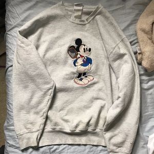 Vintage Disney sweatshirt